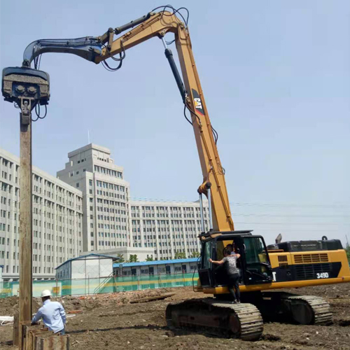 液壓打樁機(jī)